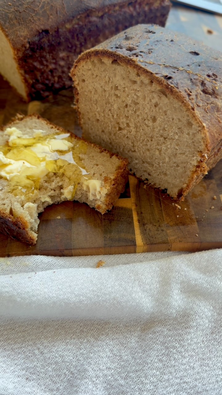 Buttery sourdough loaf 🧈  The batter is enhanced with ghee 🟡 & my starter is 100% organic wholegrain rye 🌾  Probably because I’m from the North and I’ve grown up on dark rye 🤎  I’m back to sourdough after so many years 🥹  #sourdough #sourdoughbread #sourdoughstarter #sourdoughbaking